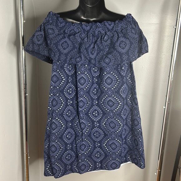 ✨SOLD✨ NWOT Zara Basics Eyelet Detail Minidress - Picture 3 of 6